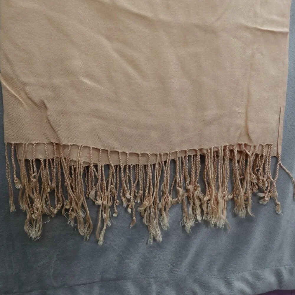 Bijoux Terner Scarf Women’s Shawl Wrap Pseudo Pashmina Fringe Soft Luxury Feel